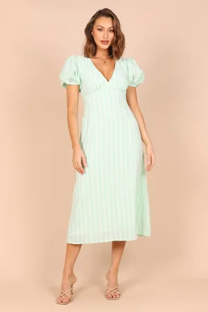 Petal & Pup Stephee Textured Midi Dress