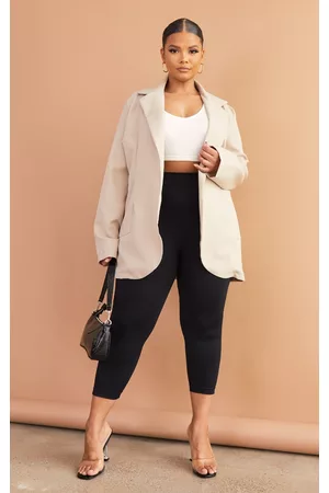 PRETTYLITTLETHING Plus Basic Single Breasted Oversized Blazer