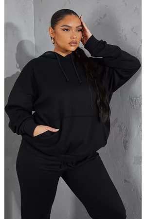 PRETTYLITTLETHING Plus Basic Hoodie