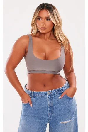 PRETTYLITTLETHING Shape Slinky Square Neck Crop Top