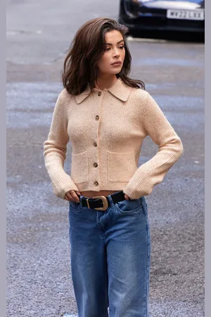 PRETTYLITTLETHING Soft Textured Knit Button Up Collar Detail Cardigan