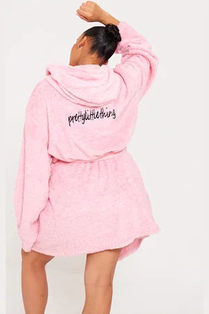 PRETTYLITTLETHING Plus Fluffy Dressing Gown