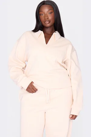 PRETTYLITTLETHING Plus Ecru Premium Collar Oversized Sweatshirt