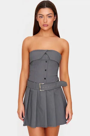 PRETTYLITTLETHING Pinstripe Tailored Bandeau Belt Pleated Shift Dress