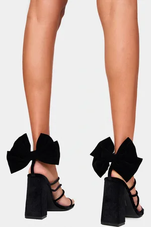 PRETTYLITTLETHING Velvet Square Toe Bow High Block Heeled Sandals