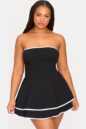 PRETTYLITTLETHING Plus Stretch Woven Contrast Tiered Shift Dress
