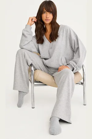 PRETTYLITTLETHING Button Up Soft Touch Sweat Cardigan