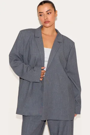 PRETTYLITTLETHING Plus Tailored Oversized Dad Blazer