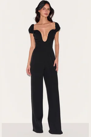 PRETTYLITTLETHING Woven Plunge Straight Leg Jumpsuit