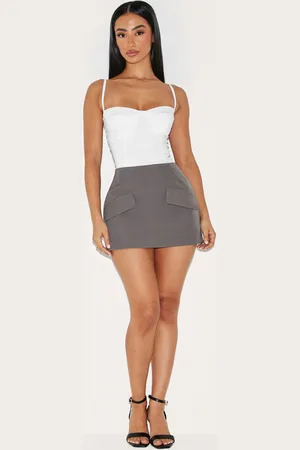 PRETTYLITTLETHING Petite Fitted Mini Skirt