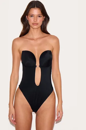 PRETTYLITTLETHING Shapewear Plunge Bodysuit