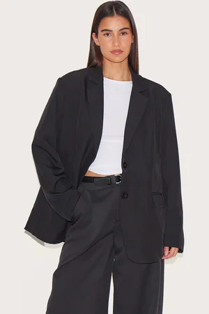 PRETTYLITTLETHING Seam Detail Structured Oversized Blazer