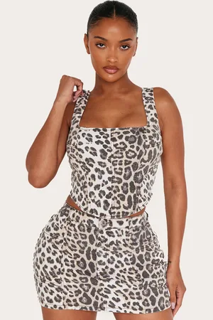 PRETTYLITTLETHING Shape Micro Mini Skirt