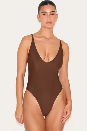 PRETTYLITTLETHING Low Scoop Basic Swimsuit