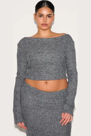 PRETTYLITTLETHING Plus Textured Ribbed Slash Neck Long Sleeve Top