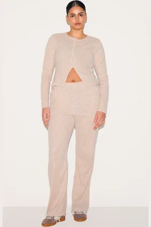 PRETTYLITTLETHING Plus Brushed Rib Wide Leg Pants