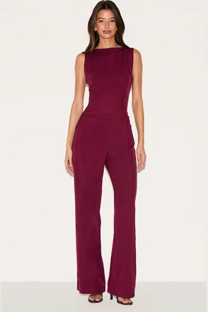 PRETTYLITTLETHING Structured Woven Open Back Detail Straight Leg Jumpsuit