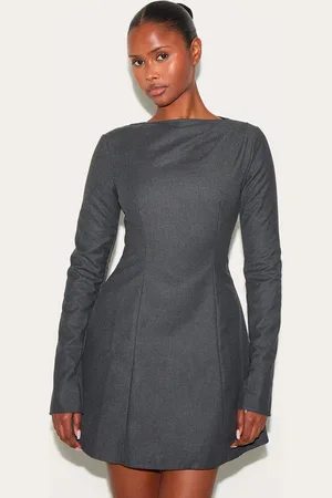 PRETTYLITTLETHING Structured Woven Boat Neck Shift Dress