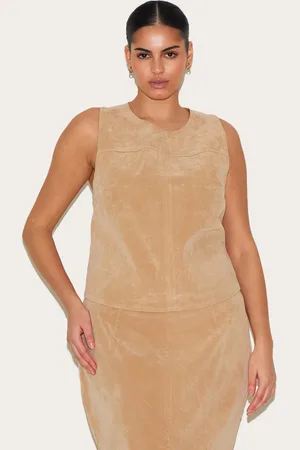 PRETTYLITTLETHING Plus Faux Suede Shift Top