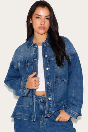 PRETTYLITTLETHING Plus Oversized Denim Pocket Detail Jacket