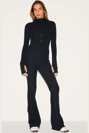 PRETTYLITTLETHING Thumbhole Zip Detail Rib Jumpsuit