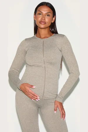 PRETTYLITTLETHING Maternity Ribbed Zip Up Cardigan