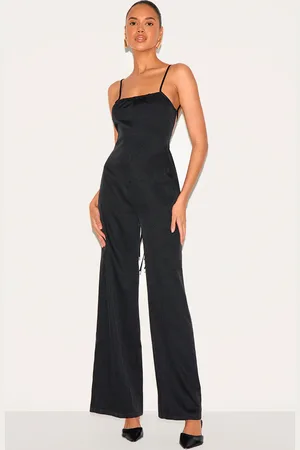 PRETTYLITTLETHING Woven Backless Square Neck Wide Leg Jumpsuit