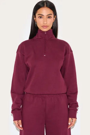 PRETTYLITTLETHING Petite Quarter Zip Sweatshirt