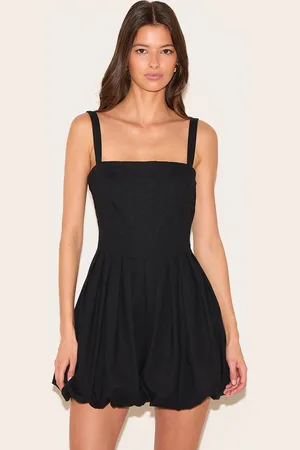 PRETTYLITTLETHING Twill Pleated Puffball Playsuit