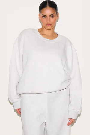 PRETTYLITTLETHING Plus Longline Oversized Sweatshirt