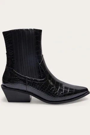 PRETTYLITTLETHING Croc PU Point Toe Low Block Heel Western Ankle Boots