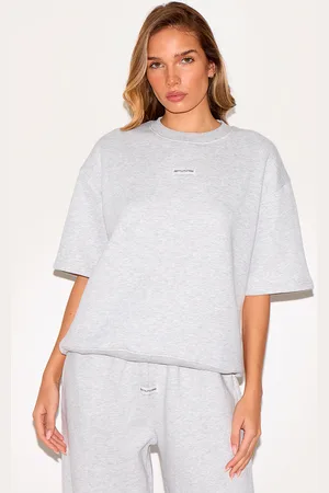 PRETTYLITTLETHING Badge Detail Oversized Short Sleeve Sweatshirt