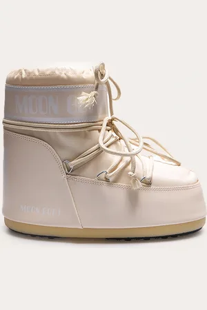 PRETTYLITTLETHING MOON BOOT Classic Low