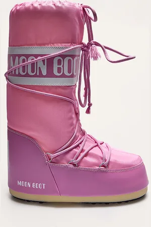 PRETTYLITTLETHING MOON BOOT Classic
