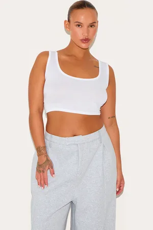 PRETTYLITTLETHING Plus Basic Jersey Square Neck Crop Vest
