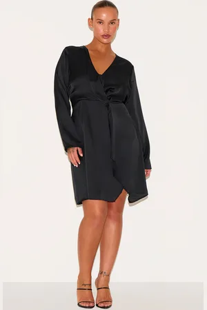 PRETTYLITTLETHING Plus Satin Long Sleeve Wrap Dress