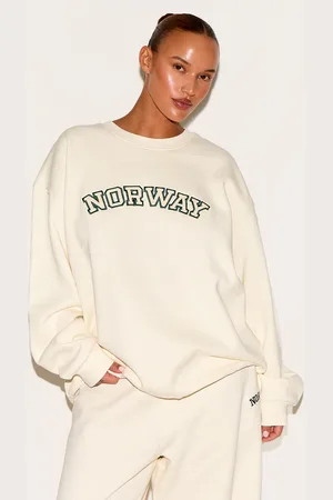 PRETTYLITTLETHING Plus Premium Embroidered Norway Sweatshirt