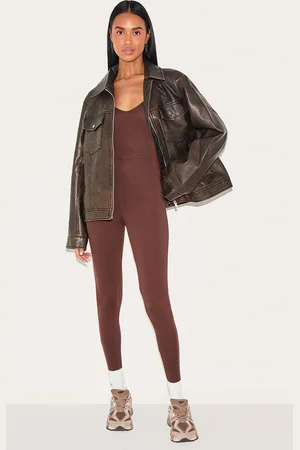 PRETTYLITTLETHING Basic Strappy Plunge Jumpsuit