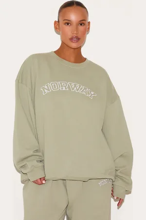 PRETTYLITTLETHING Plus Premium Embroidered Norway Sweatshirt