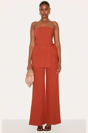 PRETTYLITTLETHING PLT Label Overlay Panel Lace Up Tailored Jumpsuit
