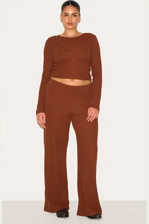 PRETTYLITTLETHING Plus Mid Rise Wide Leg Waffle Pant