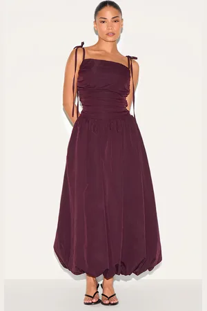 PRETTYLITTLETHING Petite Spaghetti Strap Puff Midi Dress