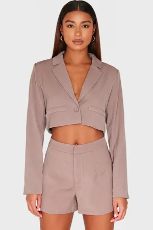 PRETTYLITTLETHING Tailored Cropped Pocket Detail Blazer