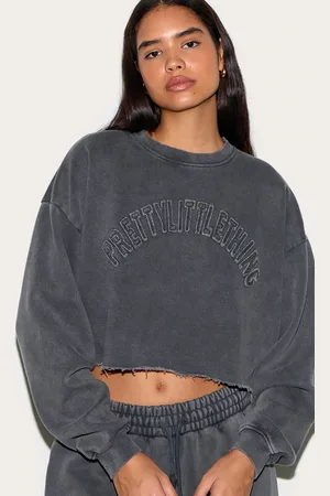 PRETTYLITTLETHING Tall Distressed Varsity Cropped Sweatshirt