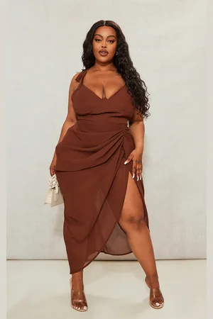 PRETTYLITTLETHING Plus Underwire Detail Draped Midi Dress