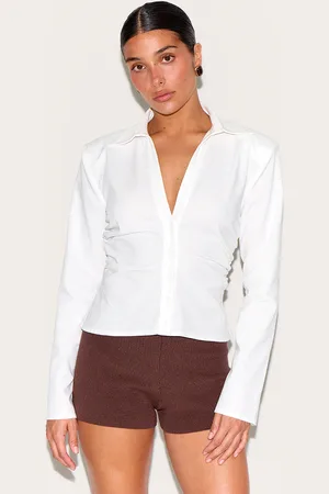 PRETTYLITTLETHING Petite Linen Look Shoulder Padded Fitted Shirt