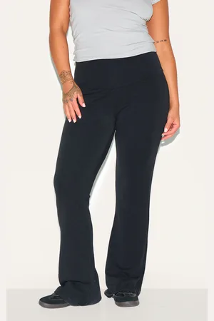 PRETTYLITTLETHING Plus Premium Foldover Soft Touch Yoga Flares