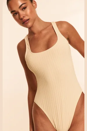 PRETTYLITTLETHING Textured Stripe Scoop Swimsuit
