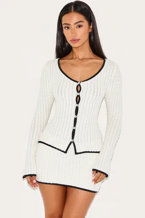 PRETTYLITTLETHING Petite Fluffy Knit Button Up Cardigan