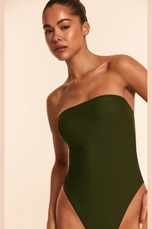 PRETTYLITTLETHING Strapless Swimsuit